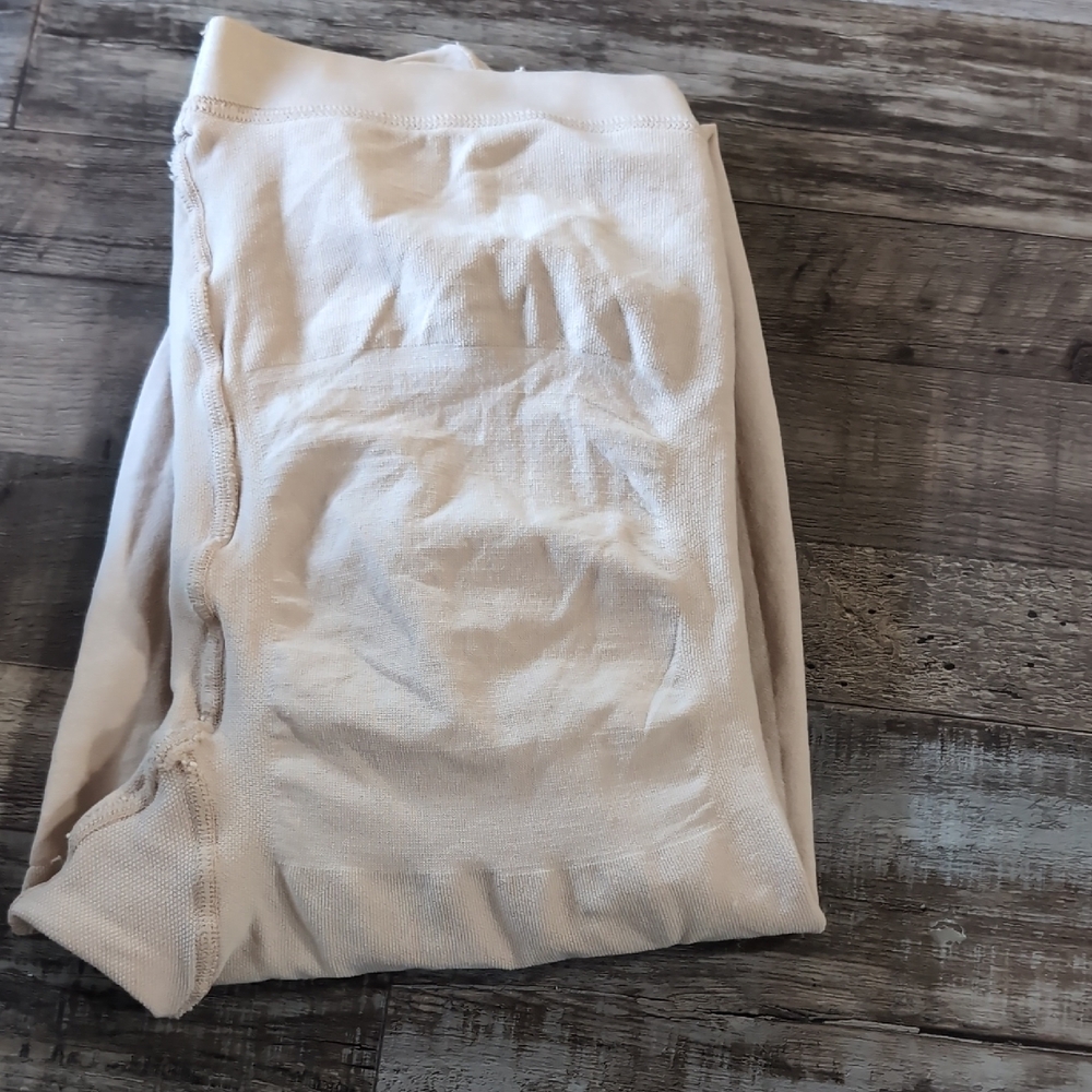 Cream Knit Full Compression Hose